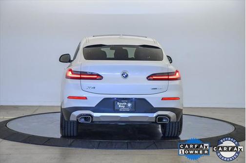2022 BMW X4 xDrive30i