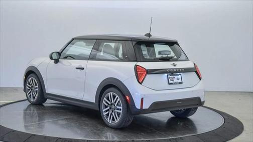 2025 MINI Hardtop Oxford Edition