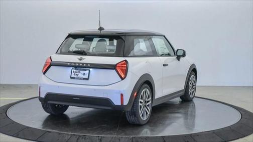 2025 MINI Hardtop Oxford Edition