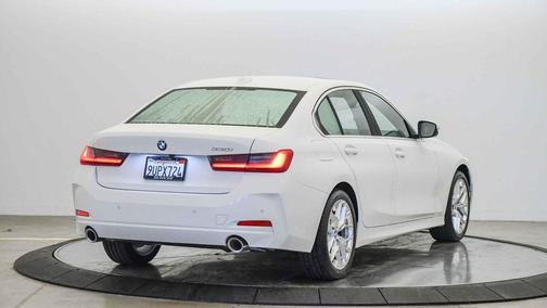2025 BMW 330 330i