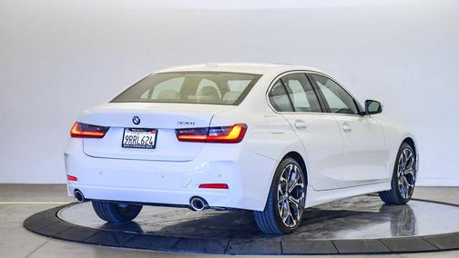 2025 BMW 330 330i