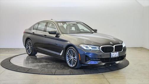 2021 BMW 530 530i