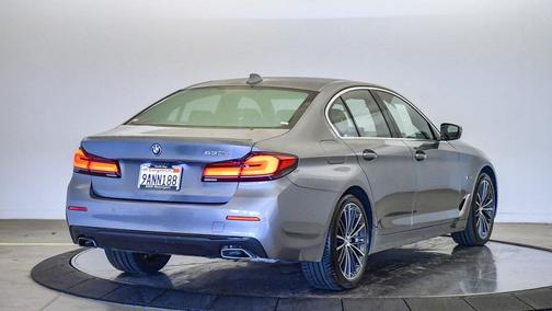 2022 BMW 530e Base
