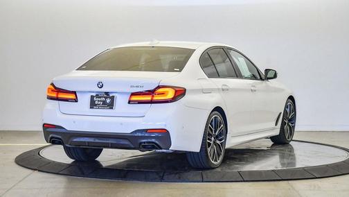 2022 BMW 540 i