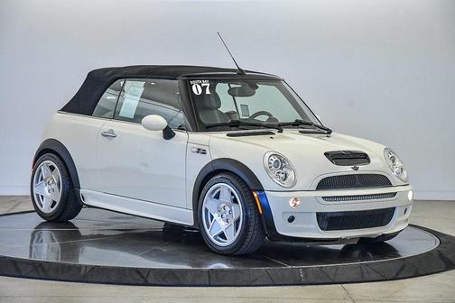 2007 MINI Cooper S Base