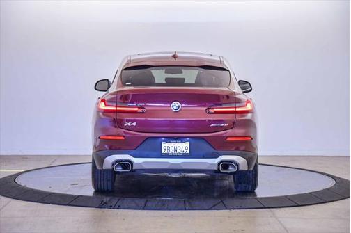 2022 BMW X4 xDrive30i