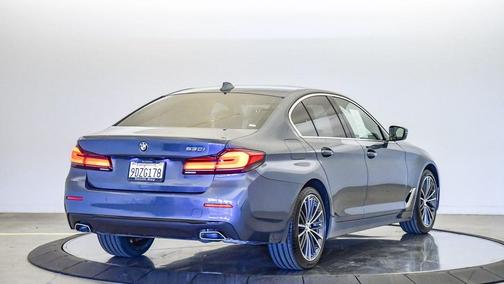 2023 BMW 530 i