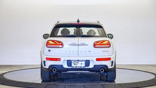 Pepper White 2023 MINI Clubman Cooper S