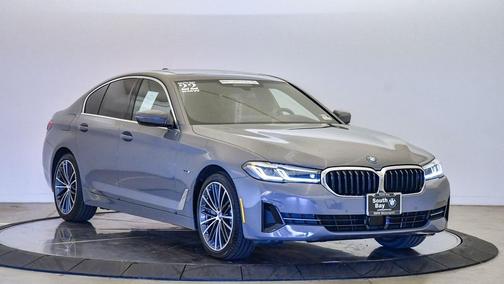 2022 BMW 530e Base