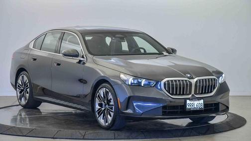 2025 BMW 530 i