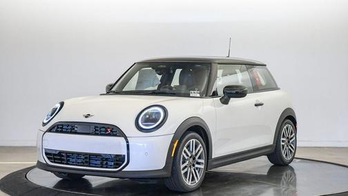 Nanuq White Metallic 2026 MINI Hardtop Cooper S
