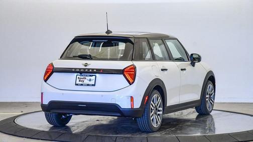 2026 MINI Hardtop Cooper S