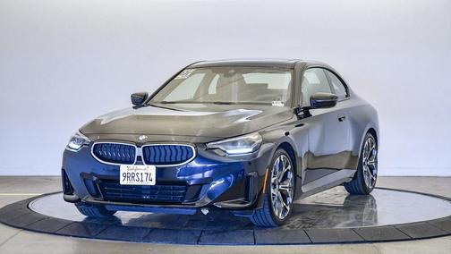 2025 BMW 230 230i