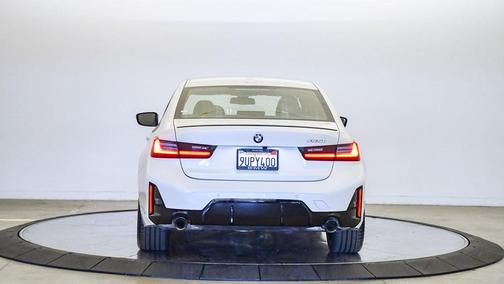 2025 BMW 330 330i