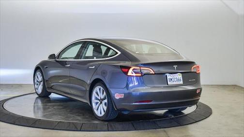 2019 Tesla Model 3 Standard Range