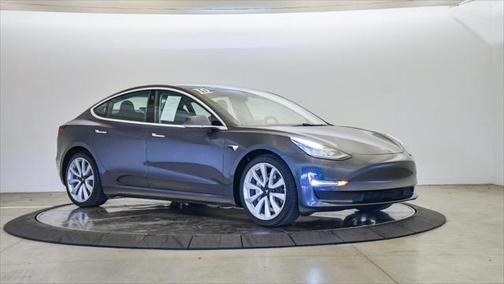 2019 Tesla Model 3 Standard Range