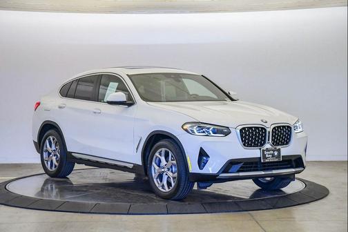 2023 BMW X4 xDrive30i