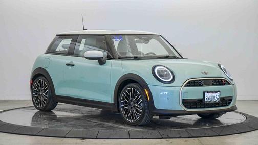 2025 MINI Hardtop Cooper S