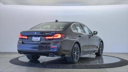 2022 BMW 530e Base