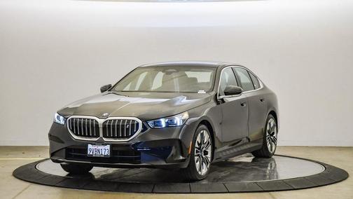 2025 BMW i5 xDrive40