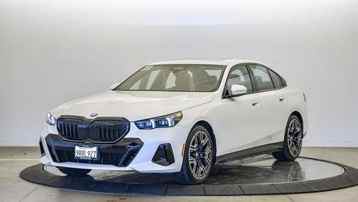 2025 BMW 530 530i