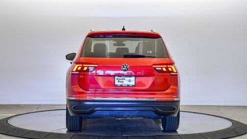 2022 Volkswagen Tiguan 2.0T SE
