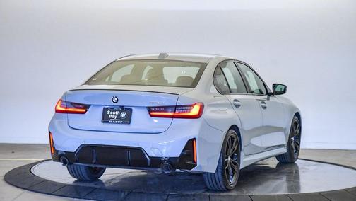 2023 BMW 330 330i