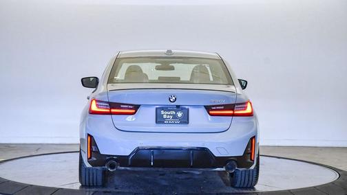 2023 BMW 330 330i