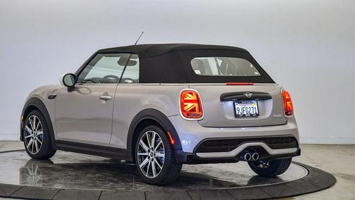 2024 MINI Convertible Signature