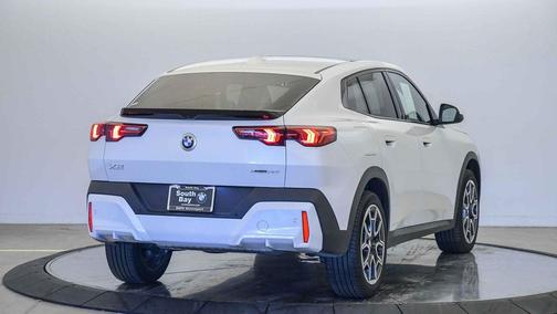 2025 BMW X2 xDrive28i