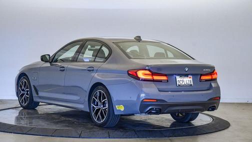 2022 BMW 530e Base