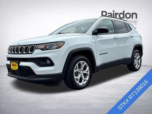 Bright White Clearcoat 2024 Jeep Compass Latitude
