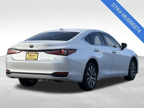 2021 Lexus ES 250 Base