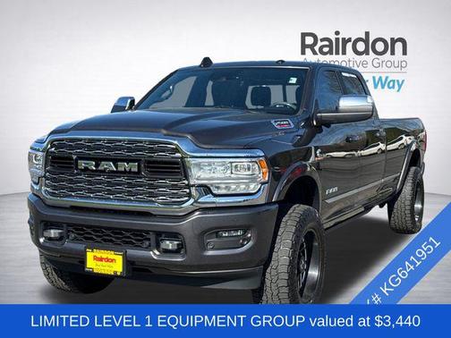 2019 RAM 2500 Limited Crew Cab 4x4 8' Box