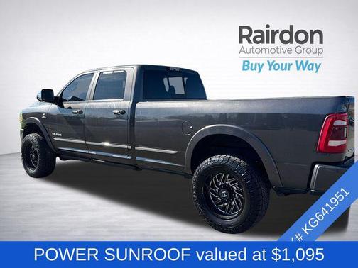 2019 RAM 2500 Limited Crew Cab 4x4 8' Box