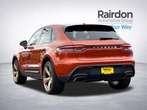 Papaya Metallic 2022 Porsche Macan Macan