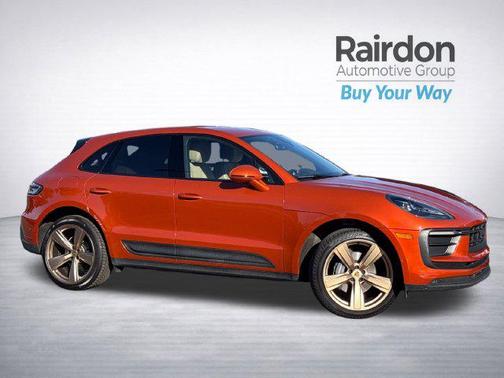 Papaya Metallic 2022 Porsche Macan Macan