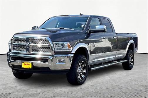 2018 RAM 2500 Laramie Crew Cab 4x4 8' Box