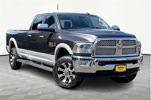 2018 RAM 2500 Laramie Crew Cab 4x4 8' Box