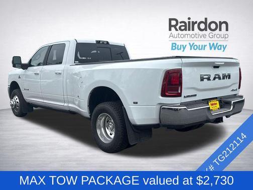 Bright White Clearcoat 2026 RAM 3500 Laramie Crew Cab 4x4 8' Box