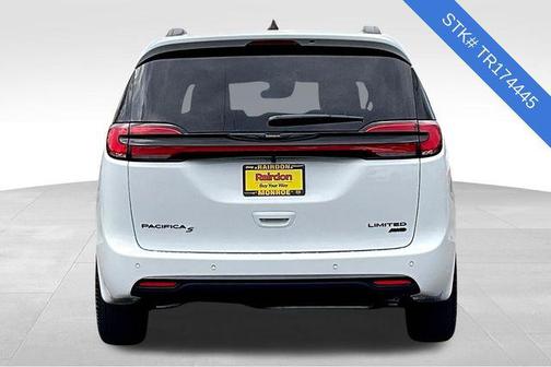 2026 Chrysler Pacifica Limited