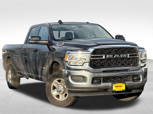 2019 RAM 3500 Tradesman Crew Cab 4x4 8' Box