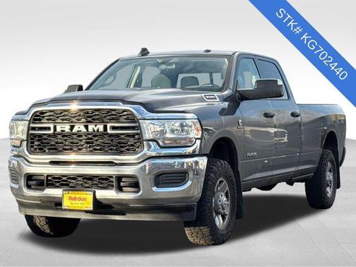 2019 RAM 3500 Tradesman Crew Cab 4x4 8' Box