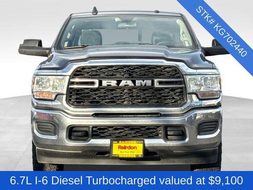 2019 RAM 3500 Tradesman Crew Cab 4x4 8' Box