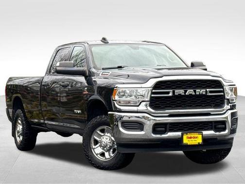2019 RAM 3500 Tradesman Crew Cab 4x4 8' Box