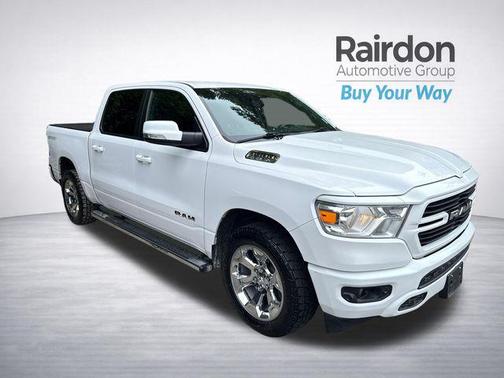 Bright White Clearcoat 2021 RAM 1500 Big Horn/Lone Star