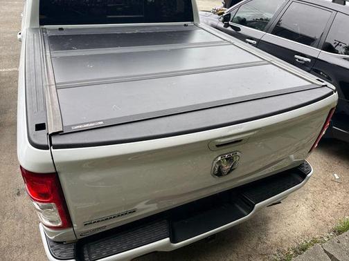 Bright White Clearcoat 2021 RAM 1500 Big Horn/Lone Star
