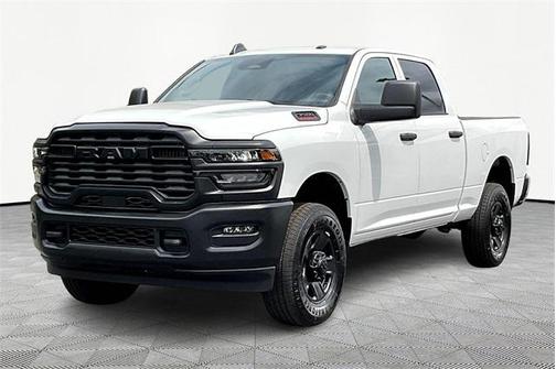 2025 RAM 3500 Tradesman Crew Cab 4x4 6'4' Box