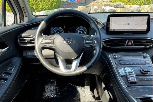 2022 Hyundai SANTA FE HEV SEL Premium
