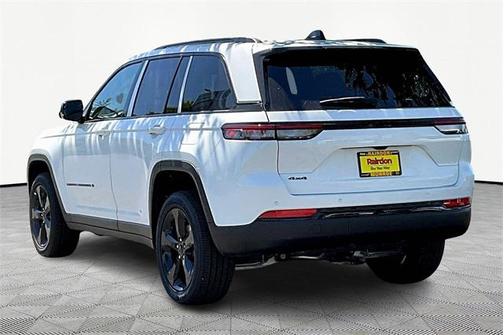 2025 Jeep Grand Cherokee Altitude